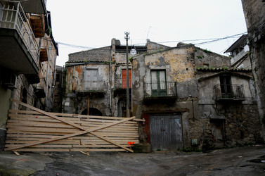 FAVARA in provincia di Agrigento. Fotografie di Giulio Azzarello 2014.