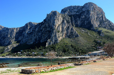CAPO GALLO riserva marina e naturalistica a Palermo panoramiche e particolari. Fotografie di Giulio Azzarello ©2014. CAPO GALLO riserva marina e naturalistica a Palermo panoramiche e particolari. Fotografie di Giulio Azzarello ©2014.