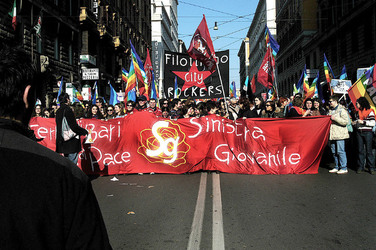MANIFESTAZIONE per la PACE. Fotografie di Giulio Azzarello ©2014. MANIFESTAZIONE per la PACE. Fotografie di Giulio Azzarello ©2014.