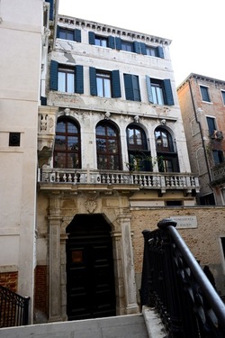 VENEZIA fotografie di Giulio Azzarello ©2022.