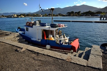 BARCHE da PESCA fotografie di Giulio Azzarello &copy;2019.