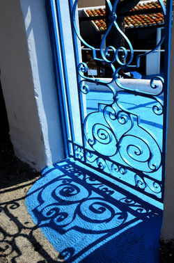 ISOLA DI USTICA il paese. Fotografie di Giulio Azzarello ©2016. ISOLA DI USTICA il paese. Fotografie di Giulio Azzarello ©2016.