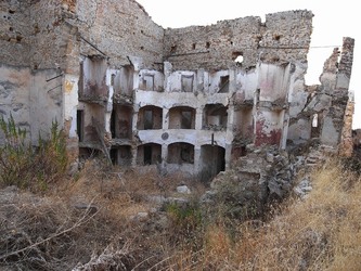 I RUDERI DI POGGIOREALE a Gibellina in Sicilia. Fotografie di Giulio Azzarello ©2014. I RUDERI DI POGGIOREALE a Gibellina in Sicilia. Fotografie di Giulio Azzarello ©2014.