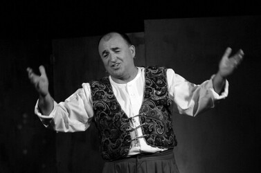 MARCO RENZI e il suo teatro. Fotografie di Giulio Azzarello ©2014.