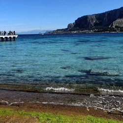 MONDELLO. Fotografie di Giulio Azzarello &copy;2024.