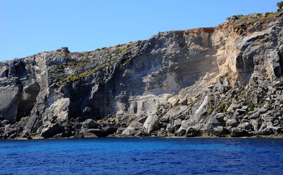 ISOLA DI FAVIGNANA in Sicilia. Visioni panoramiche o particolari. Fotografie di Giulio Azzarello ©2014. ISOLA DI FAVIGNANA in Sicilia. Visioni panoramiche o particolari. Fotografie di Giulio Azzarello ©2014.