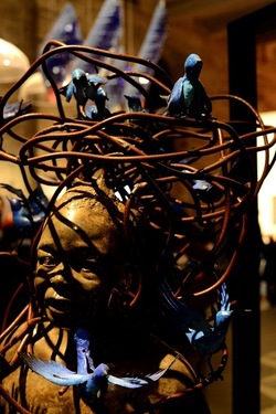 VENEZIA installazione nigeriana inizio Arsenale. Biennale Arch. Cont.. Fotografie di Giulio Azzarello &copy;2022.