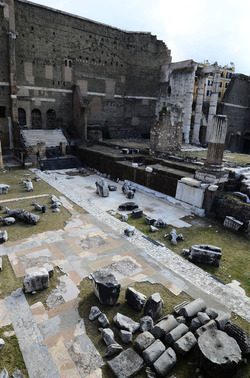 FORI IMPERIALI a Roma. Fotografie di Giulio Azzarello ©2015 2016.