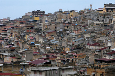 FAVARA in provincia di Agrigento. Fotografie di Giulio Azzarello 2014.