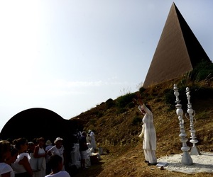 FIUMARA D ARTE fotografie di Giulio Azzarello ©2019. FIUMARA D ARTE fotografie di Giulio Azzarello ©2019.