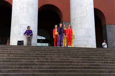 DANZE URBANE contemporanee per le vie di Palermo. Fotografie di Giulio Azzarello &copy;2014.