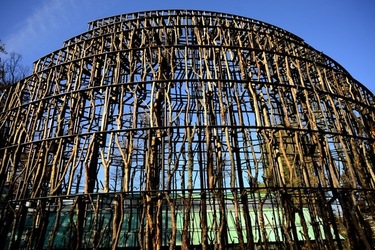 VENEZIA installazione lignea Giardini della Biennale di Arch. Cont. Fotografie di Giulio Azzarello &copy;2022.