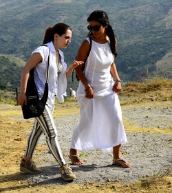 FIUMARA D ARTE fotografie di Giulio Azzarello ©2019. FIUMARA D ARTE fotografie di Giulio Azzarello ©2019.