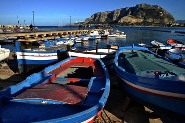 BARCHE da PESCA fotografie di Giulio Azzarello &copy;2019.
