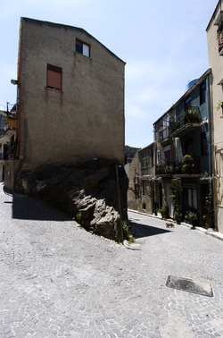 CORLEONE paese e comune siciliano panorami e particolari. Fotografie di Giulio Azzarello ©2014.