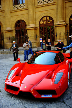 FERRARI in mostra. Fotografie di Giulio Azzarello ©2016.