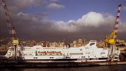 IL PORTO DI GENOVA panoramiche e particolari. Fotografie di Giulio Azzarello &copy;2014.