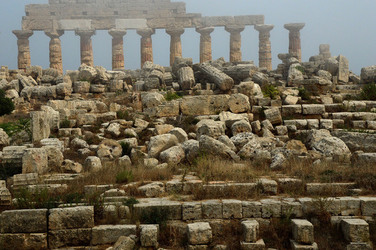 SELINUNTE il sito e parco archeologico. Fotografie di Giulio Azzarello &copy;2014.