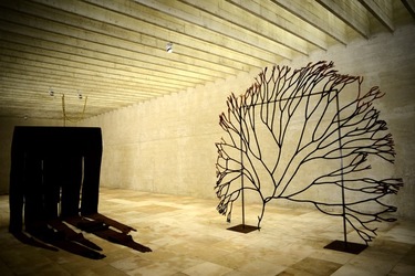 BIENNALE di VENEZIA Arte Contemporanea Giardini. Fotografie di Giulio Azzarello &copy;2020.