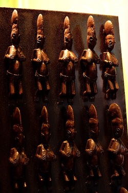 VENEZIA installazione nigeriana inizio Arsenale. Biennale Arch. Cont.. Fotografie di Giulio Azzarello &copy;2022.