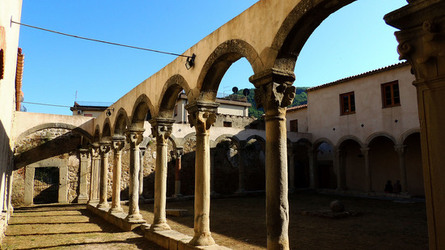 IL CHIOSTRO di S.Angelo di Brolo Messina . Fotografie di Giulio Azzarello ©2014. IL CHIOSTRO di S.Angelo di Brolo Messina . Fotografie di Giulio Azzarello ©2014.
