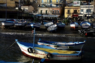 LUOGHI SICILIANI fotografie di Giulio Azzarello ©2020