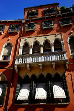 CENTRO STORICO DI VENEZIA fotografie di Giulio Azzarello ©2016. CENTRO STORICO DI VENEZIA fotografie di Giulio Azzarello ©2016.