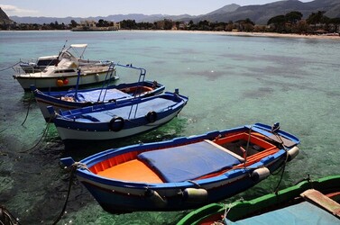 MONDELLO in Sicilia a Palermo. Fotografie di Giulio Azzarello ©2014.
