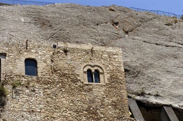 SPERLINGA comune e paese delle madonie in Sicilia. Fotografie di Giulio Azzarello &copy;2014.