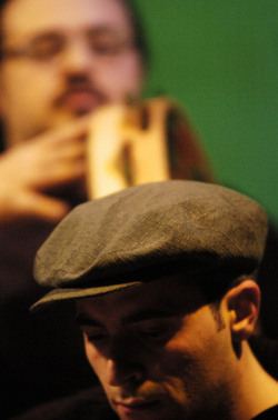 COPPOLE fotografie di Giulio Azzarello &copy;2014.