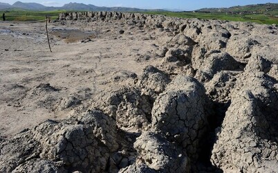 LE MACALUBE di Sicilia. Fotografie di Giulio Azzarello ©2014. LE MACALUBE di Sicilia. Fotografie di Giulio Azzarello ©2014.