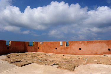 TRAPANI il centro storico il porto il mare la colombaia. Fotografie di Giulio Azzarello ©2014. TRAPANI il centro storico il porto il mare la colombaia. Fotografie di Giulio Azzarello ©2014.