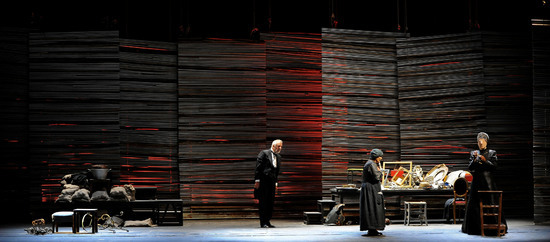 TEATRO stabile BIONDO di Palermo. Primo spettacolo stagione 2015 2106. Foto di Giulio Azzarello &copy;.