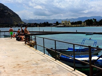 MONDELLO fotografie di Giulio Azzarello &copy;2020.