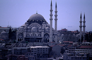 ISTAMBUL in Turchia panoramiche e particoalri. Fotografie di Giulio Azzarello &copy;2014.