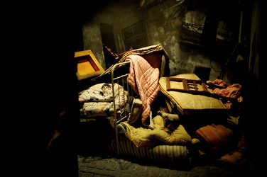 IL MUSEO SCHINDLER a Cracovia. Fotografie di Giulio Azzarello ©2016. IL MUSEO SCHINDLER a Cracovia. Fotografie di Giulio Azzarello ©2016.