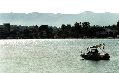 MARE Mondello e Palermo febbraio 2022. Fotografie di Giulio Azzarello &copy;2022.