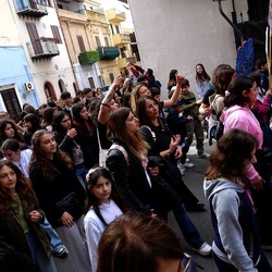 AFROCHE. Fotografie di Giulio Azzarello ©2024. AFROCHE. Fotografie di Giulio Azzarello ©2024.