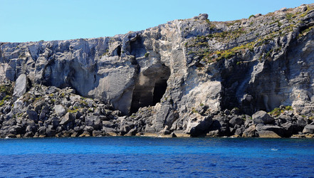 ISOLA DI FAVIGNANA in Sicilia. Visioni panoramiche o particolari. Fotografie di Giulio Azzarello ©2014. ISOLA DI FAVIGNANA in Sicilia. Visioni panoramiche o particolari. Fotografie di Giulio Azzarello ©2014.