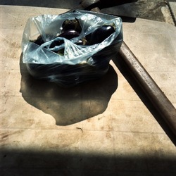 STILL LIFE ASSURDI fotografie di Giulio Azzarello ©2021. STILL LIFE ASSURDI fotografie di Giulio Azzarello ©2021.