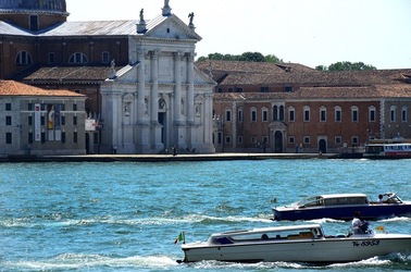 VENEZIA fotografie di Giulio Azzarello &copy;2019.