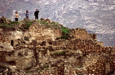 HASANKEYF Anatolia Curdistan. Fotografie di Giulio Azzarello ©2001 2021. HASANKEYF Anatolia Curdistan. Fotografie di Giulio Azzarello ©2001 2021.
