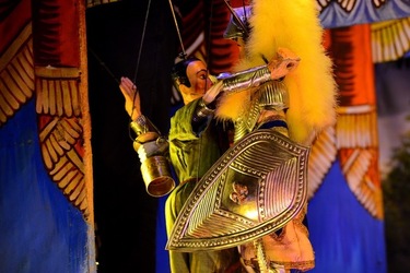 OPERA dei PUPI di Mimmo e Giacomo Cuticchio. Fotografia di Giulio Azzarello ©2020. OPERA dei PUPI di Mimmo e Giacomo Cuticchio. Fotografia di Giulio Azzarello ©2020.