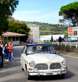 TARGA FLORIO storica in Sicilia. Fotografie di Giulio Azzarello ©2015 2016. TARGA FLORIO storica in Sicilia. Fotografie di Giulio Azzarello ©2015 2016.