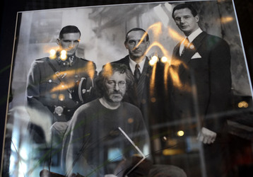 IL MUSEO SCHINDLER a Cracovia. Fotografie di Giulio Azzarello ©2016. IL MUSEO SCHINDLER a Cracovia. Fotografie di Giulio Azzarello ©2016.