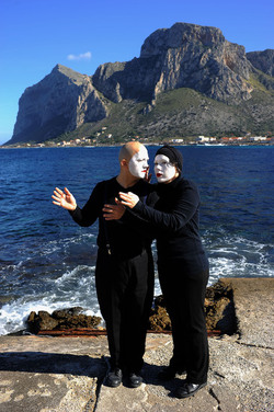 DARIO FERRARI E NINA LOMBARDINO attori italiani. Fotografie di Giulio Azzarello &copy;2014.