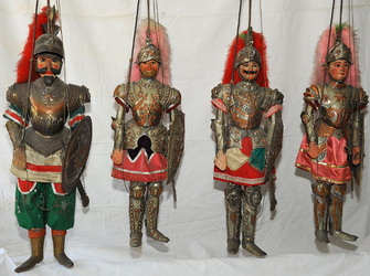 PUPI SICILIANI del 900 e dell 800. Collezione Cuticchio. Fotografie di Giulio Azzarello &copy;2014.