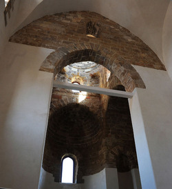 CASTELLO di Mare dolce a Palermo archeo sito arabo normanno panoramiche e particolari. Fotografie di Giulio Azzarello &copy;2014.