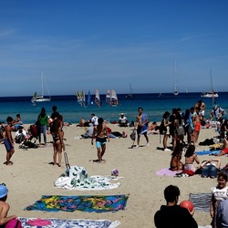 MONDELLO. Fotografie di Giulio Azzarello &copy;2024.