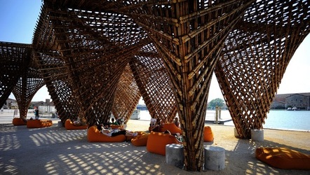 STRUTTURA di LEGNO BIENNALE di ARCHITETTURA di VENEZIA. Foto di G.Azzarello ©2018. STRUTTURA di LEGNO BIENNALE di ARCHITETTURA di VENEZIA. Foto di G.Azzarello ©2018.